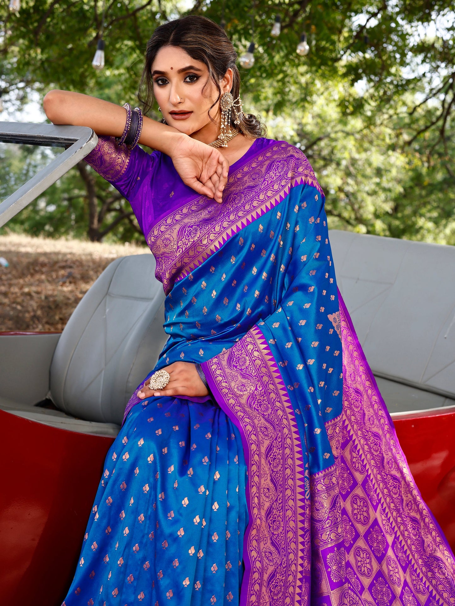 Excellent Sea Blue and Coral Silk Saree with Intricate Zari Work