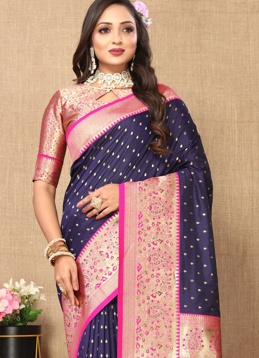 Nevy Blue Color Exclusive Soft Silk Zari Woven Work With Rich Pallu and Contrast Border With Tessels Women's Saree with Unstiched Blouse Pieces.