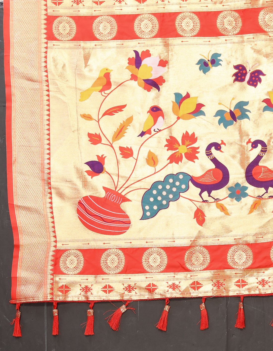 Red Color Zari Woven Soft Paithani Silk Sarees With Rich Weaving Pallu with tassels.