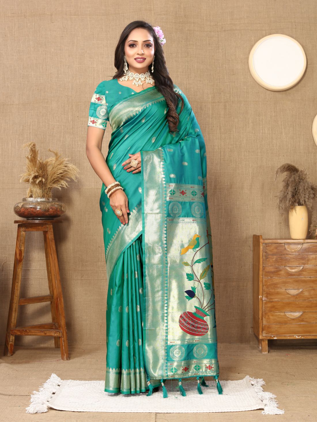 Soft Paithani silk saree with zari weawing design and Rich Meenakari weawing Pallu with zari weawing border & tessels attach at Pallu end , Blouse :- Silk weawing Blouse piece