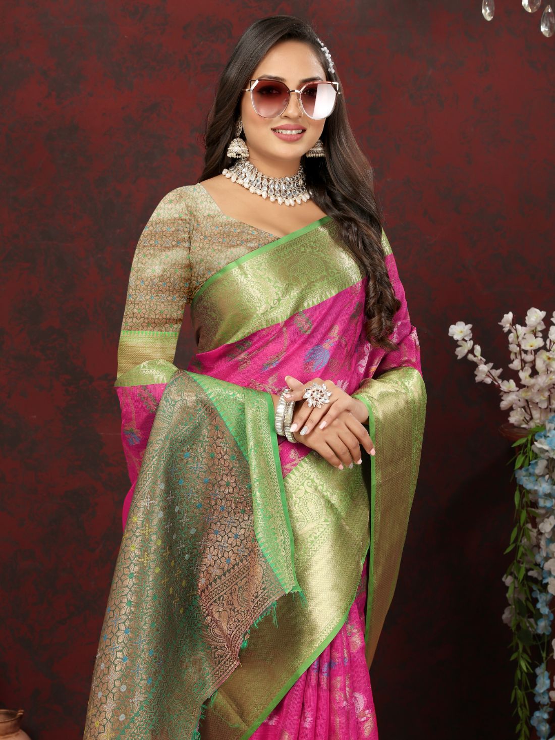Pink Color Soft Cotton Silk Saree With Meenakari Weawing Design And Rich Zari Weawing Pallu And Contras Border With Unstiched Blouse Piease.