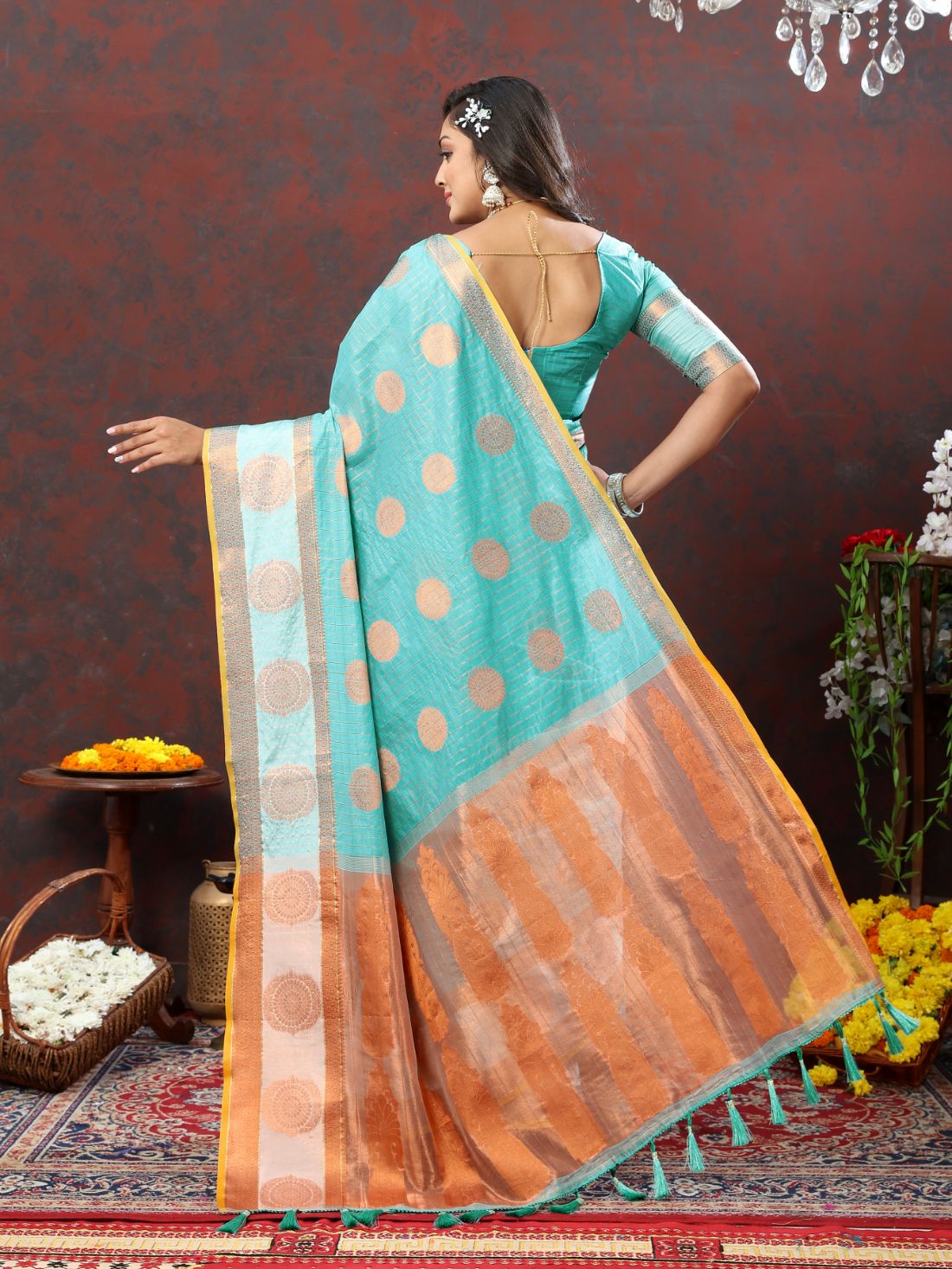 Light Blue Soft Cotton Silk Saree With Zari Weawing Design And Rich Zari Weawing Pallu With Contrast Border & Tessels Attach In Pallu With Unstiched Blouse Pieces.