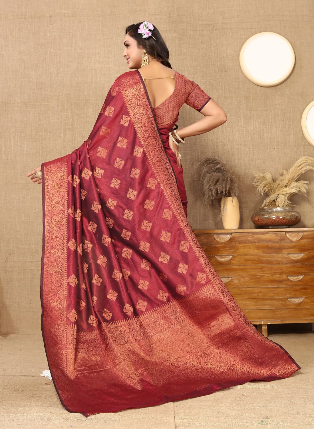 Maroon Color Soft Katan Silk saree with copper zari weawing design and Rich Zari weawing Pallu with Unstiched Blouse piece
