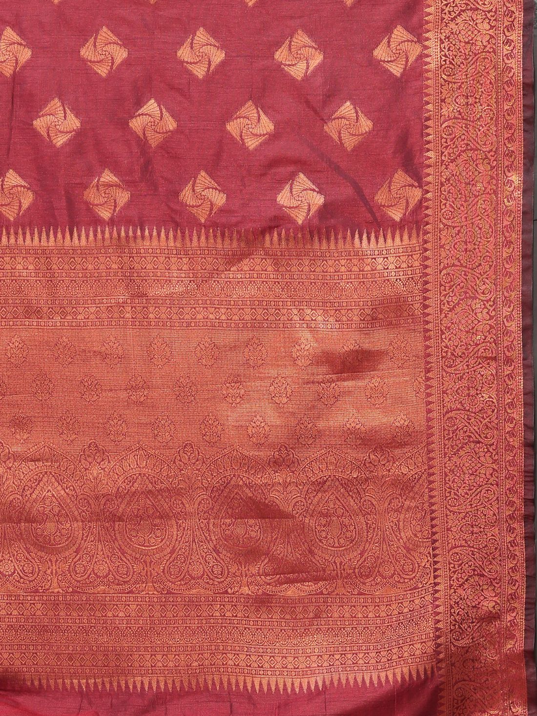 Maroon Color Soft Katan Silk saree with copper zari weawing design and Rich Zari weawing Pallu with Unstiched Blouse piece