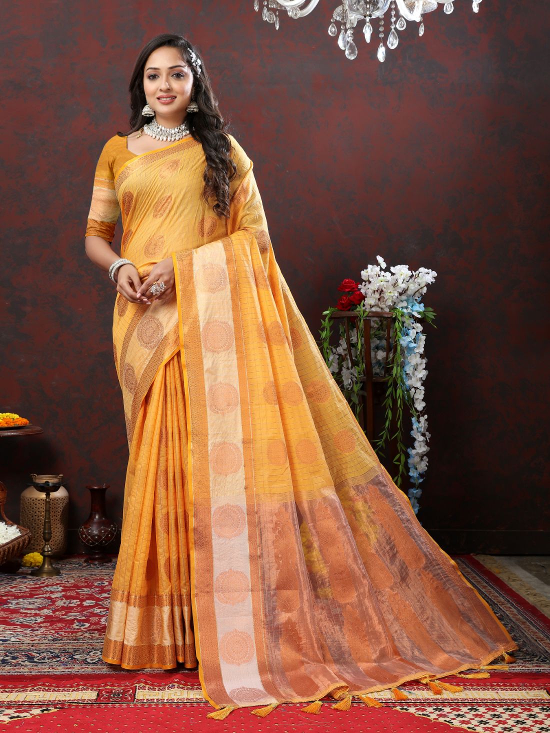 Yellow Soft Cotton Silk Saree With Zari Weawing Design And Rich Zari Weawing Pallu With Contrast Border & Tessels Attach In Pallu With Unstiched Blouse Pieces.