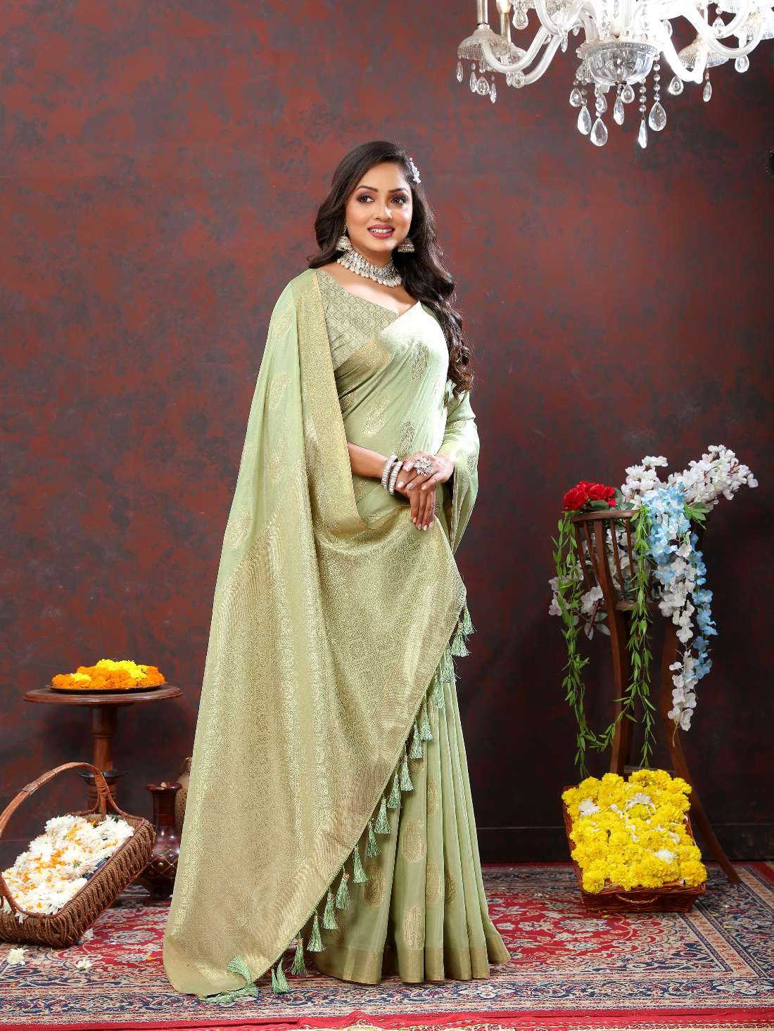 Light Green Soft Cotton Silk Saree With Zari Weawing Design And Rich Zari Weawing Pallu With Contrast Border & Tessels Attach In Pallu With Unstiched Blouse Pieces.