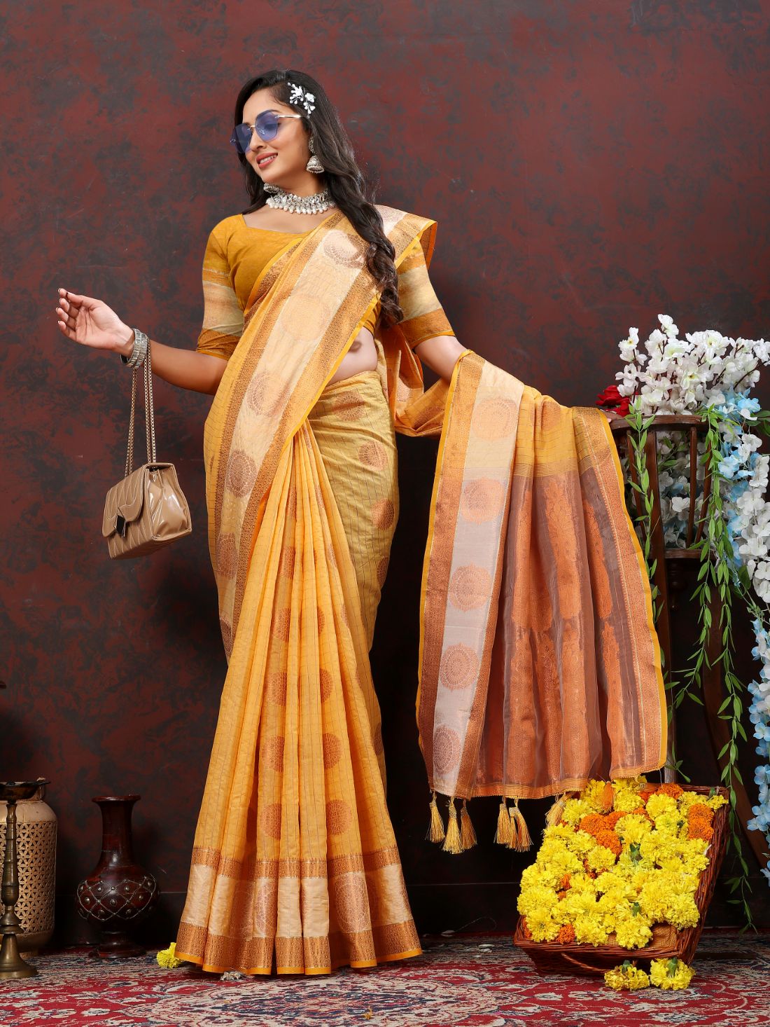 Yellow Soft Cotton Silk Saree With Zari Weawing Design And Rich Zari Weawing Pallu With Contrast Border & Tessels Attach In Pallu With Unstiched Blouse Pieces.