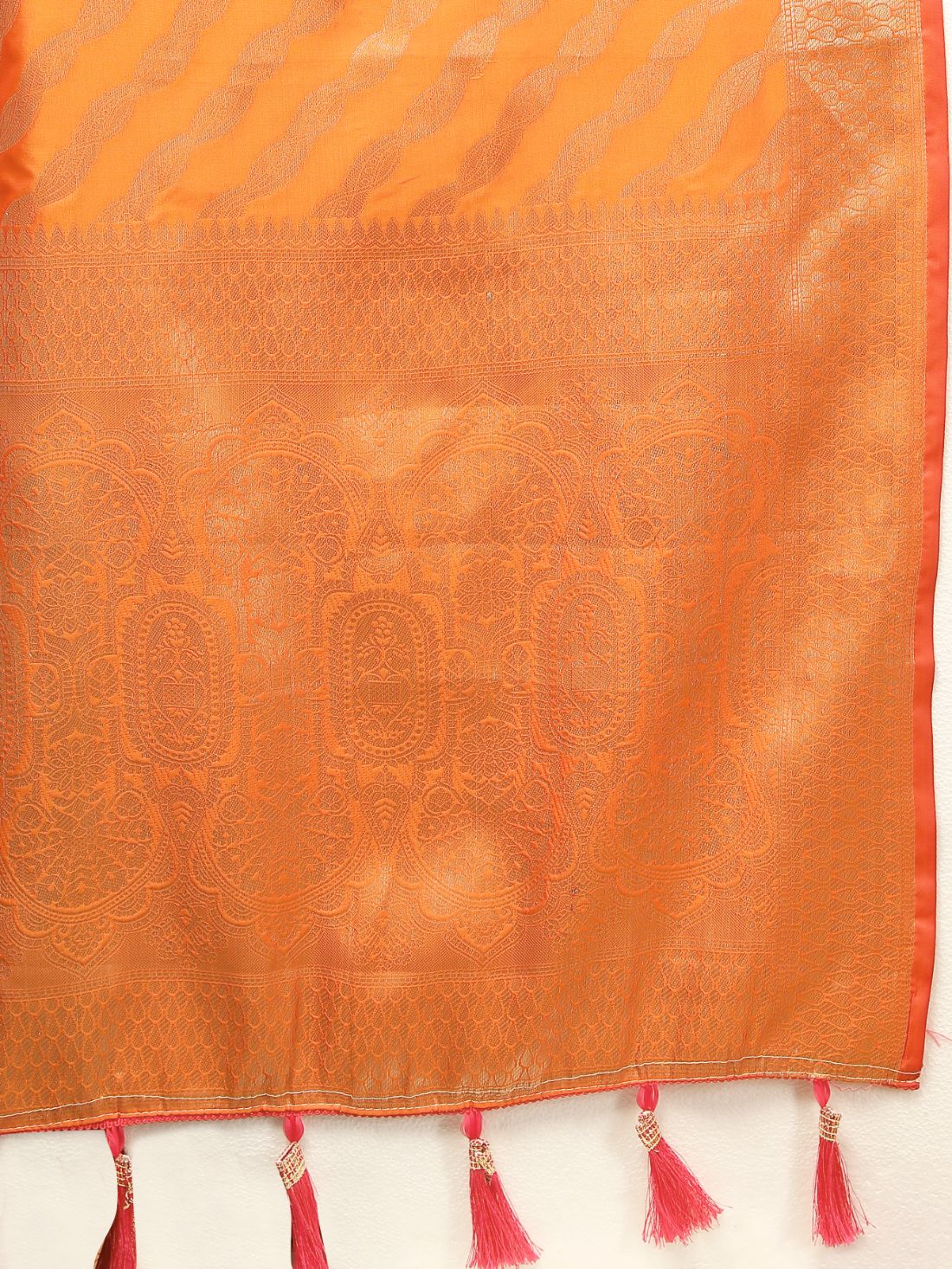 Orange Color Exclusive Soft Silk Zari Woven Work With Rich Pallu and Contrast Border With Tessels Women's Saree with Unstiched Blouse Pieces.