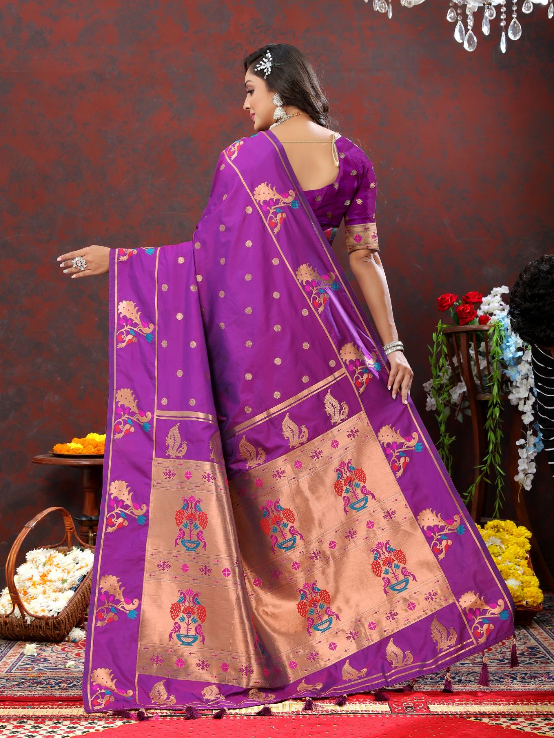 Light Purple Color Zari Woven Soft Paithani Silk Sarees With Rich Weaving Pallu with tassels.