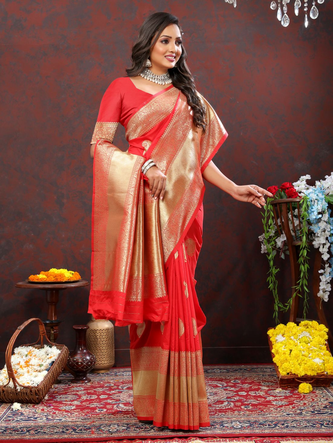 Red Color Exclusive Soft Silk Zari Woven Work With Rich Pallu and Contrast Border With Tessels Women's Saree with Unstiched Blouse Pieces.