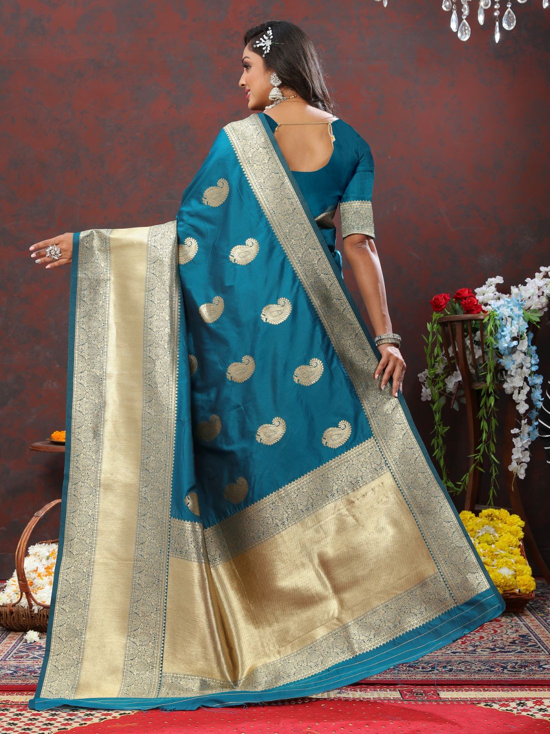 Aqua Blue Color Exclusive Soft Silk Zari Woven Work With Rich Pallu and Contrast Border With Tessels Women's Saree with Unstiched Blouse Pieces.