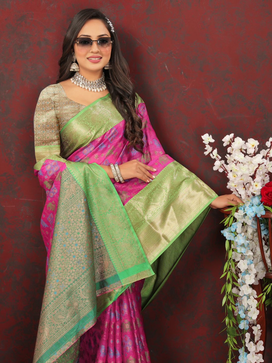Pink Color Soft Cotton Silk Saree With Meenakari Weawing Design And Rich Zari Weawing Pallu And Contras Border With Unstiched Blouse Piease.