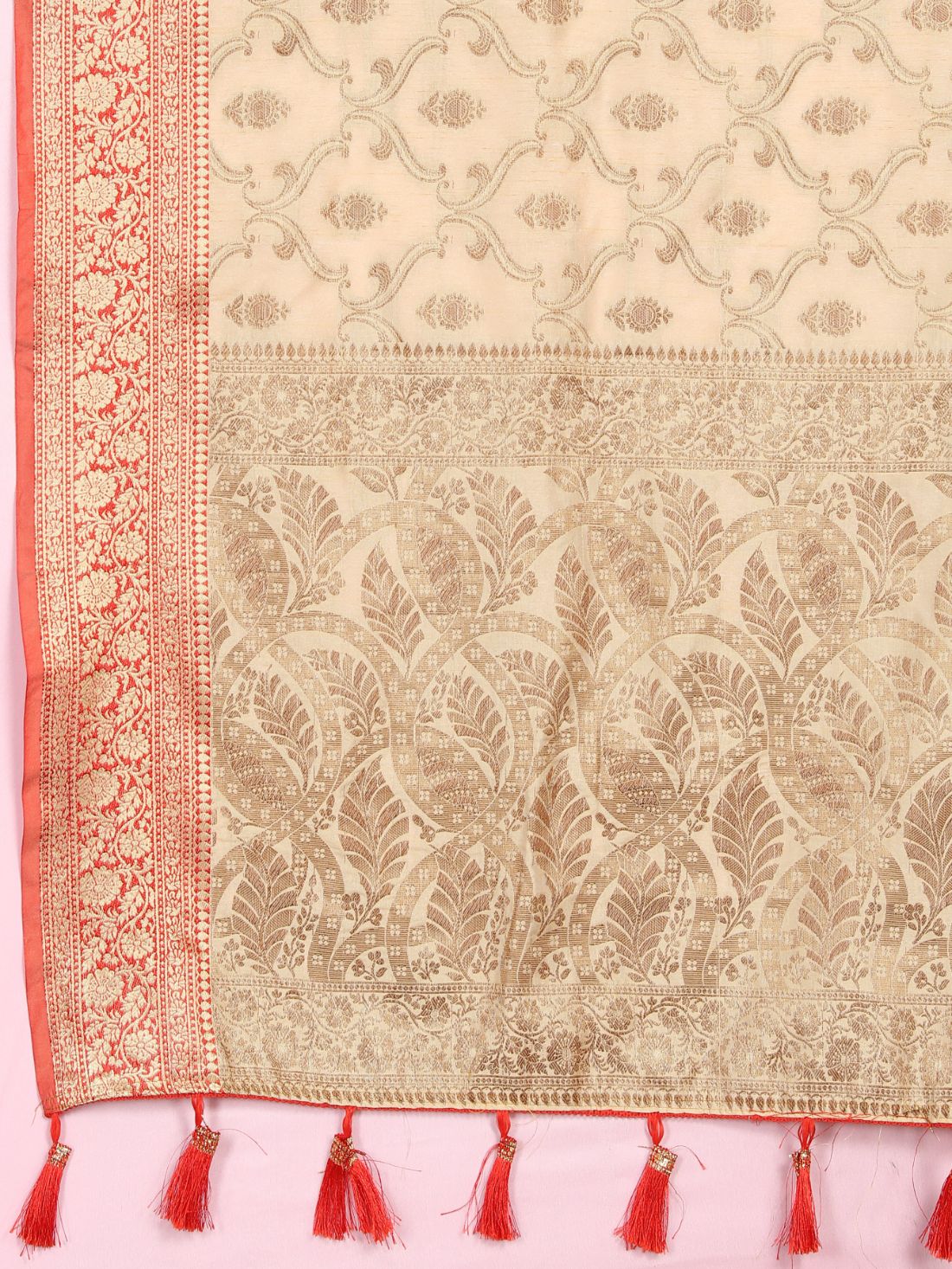 Cream Color Soft katan silk saree with copper zari weawing design and Rich Zari weawing Pallu with Unstiched Blouse piece.