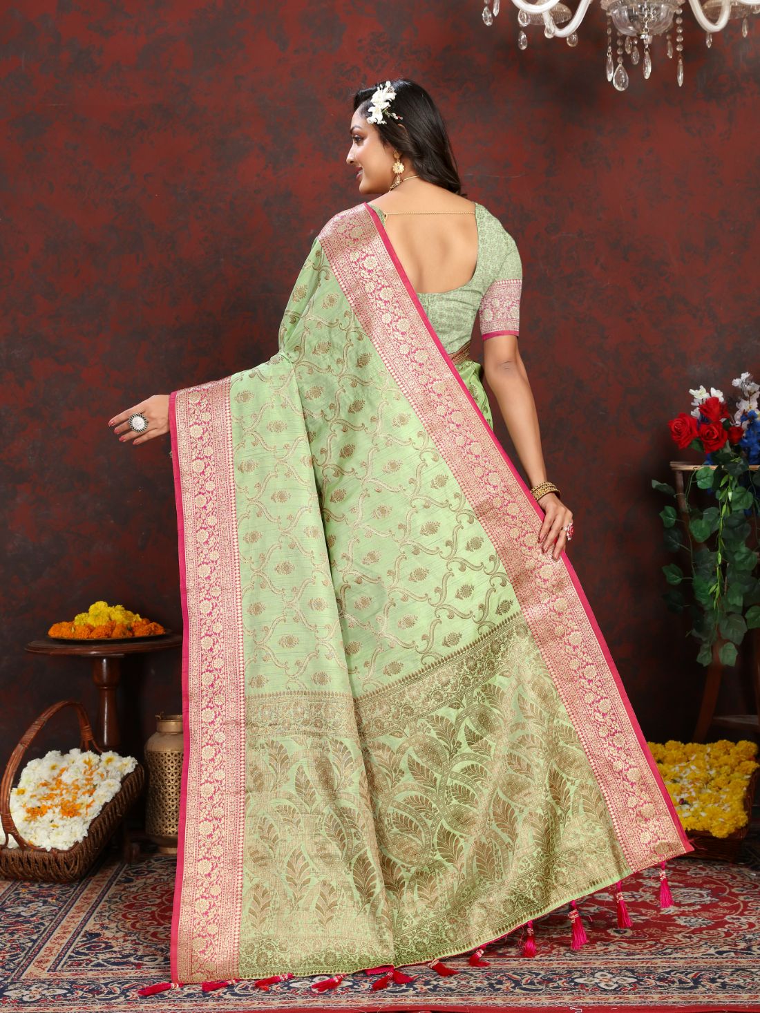 Light Green Color Soft katan silk saree with copper zari weawing design and Rich Zari weawing Pallu with Unstiched Blouse piece.