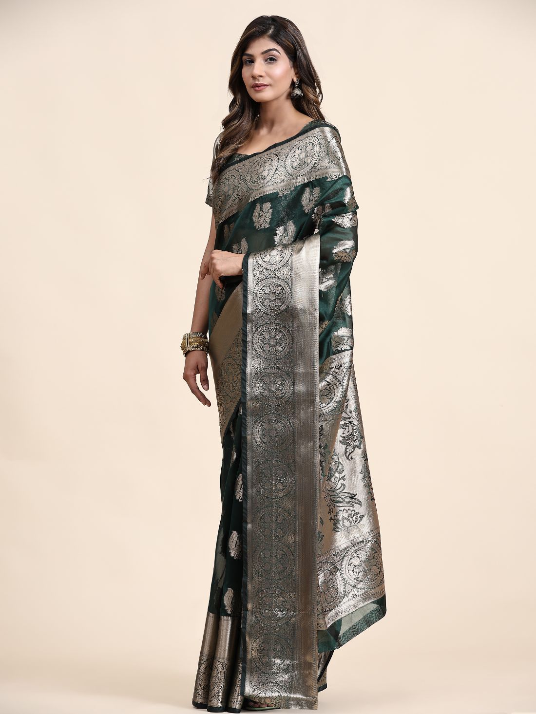 Dark Green Color Women’s Zari Woven Designer Soft Organza Silk Saree and Rich Pallu Weawing Unstitched Blouse With Blouse Piece.