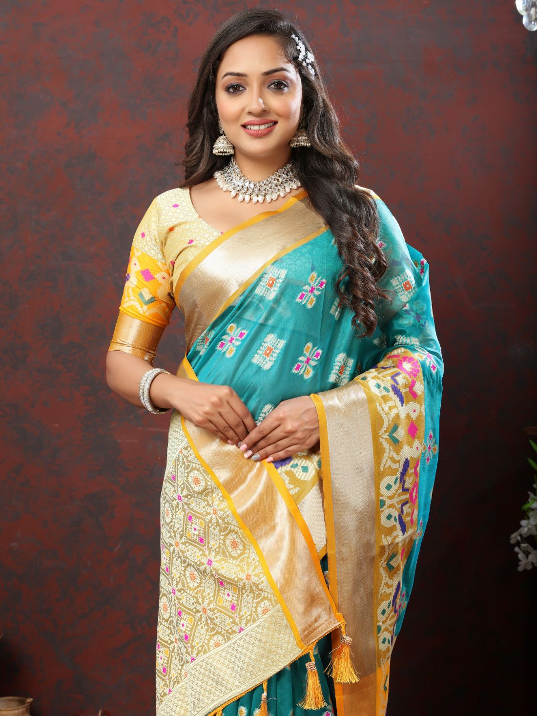 Light Blue & Yellow Color Women’s Zari Woven Designer Soft Organza Silk Saree and Rich Pallu Weawing Unstitched Blouse With Blouse Piece.