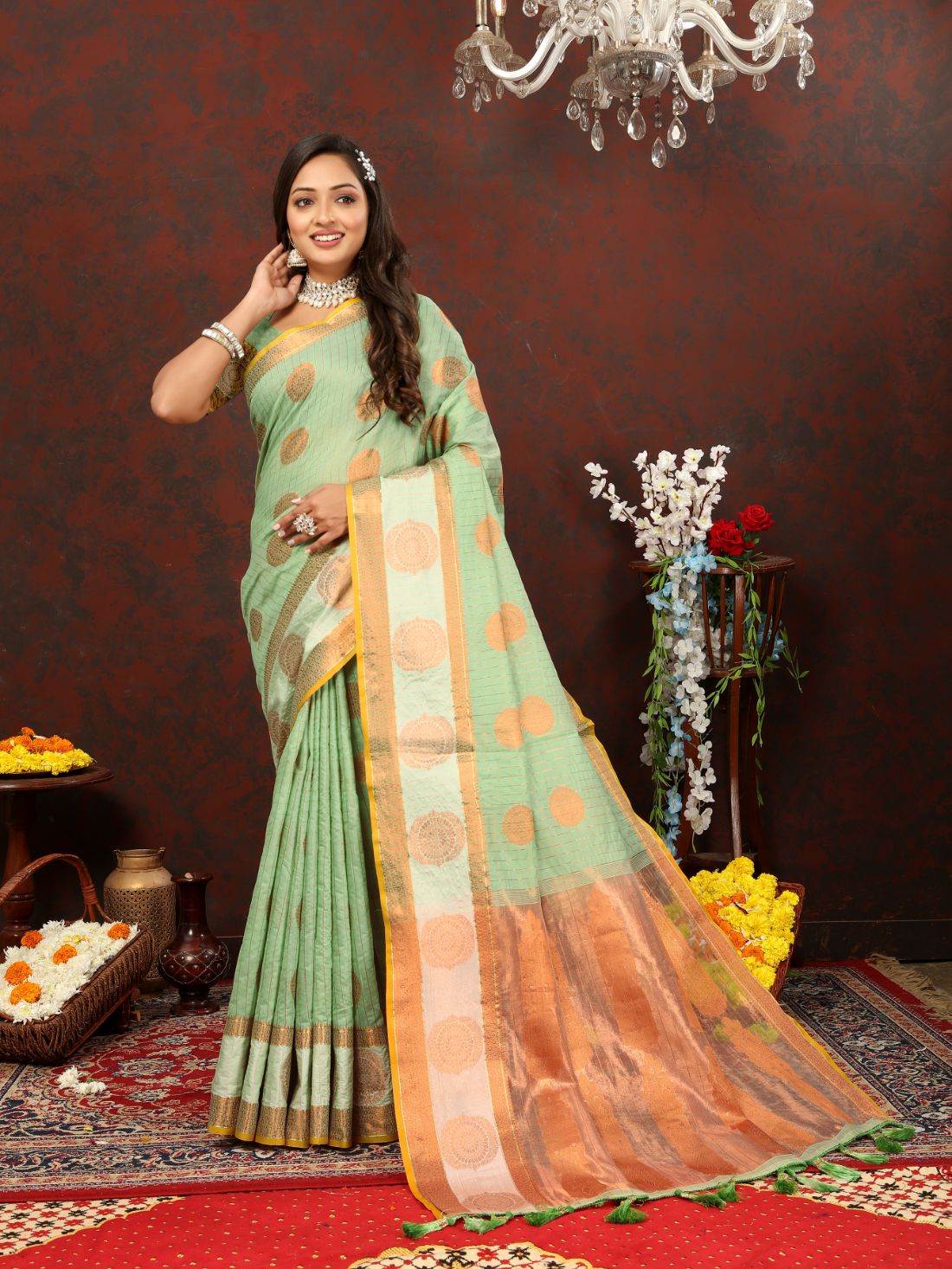 Light Green Soft Cotton Silk Saree With Zari Weawing Design And Rich Zari Weawing Pallu With Contrast Border & Tessels Attach In Pallu With Unstiched Blouse Pieces.