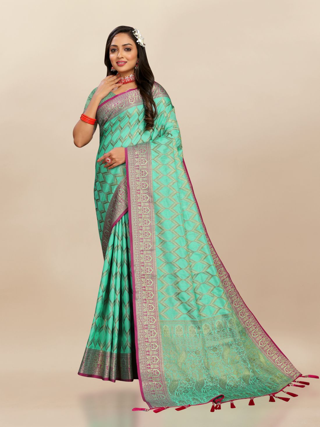 Aqua Blue Color Soft katan silk saree with copper zari weawing design and Rich Zari weawing Pallu with Unstiched Blouse piece.
