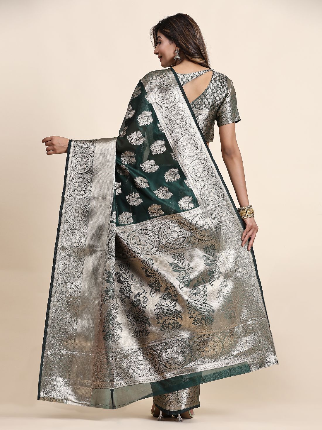 Dark Green Color Women’s Zari Woven Designer Soft Organza Silk Saree and Rich Pallu Weawing Unstitched Blouse With Blouse Piece.