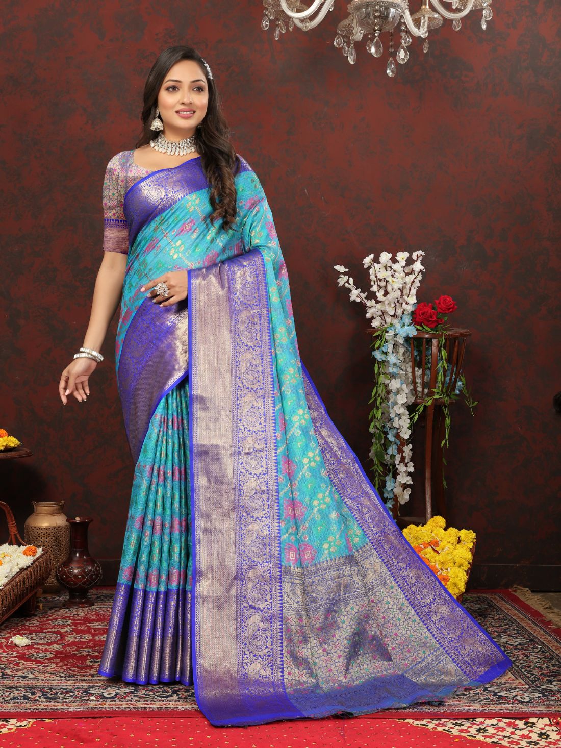 Light Blue Color Soft Cotton Silk Saree With Meenakari Weawing Design And Rich Zari Weawing Pallu And Contras Border With Unstiched Blouse Piease.