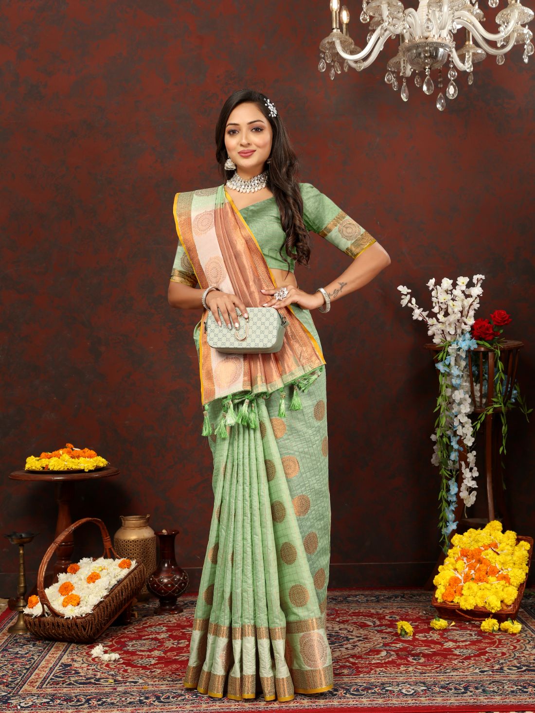 Light Green Soft Cotton Silk Saree With Zari Weawing Design And Rich Zari Weawing Pallu With Contrast Border & Tessels Attach In Pallu With Unstiched Blouse Pieces.