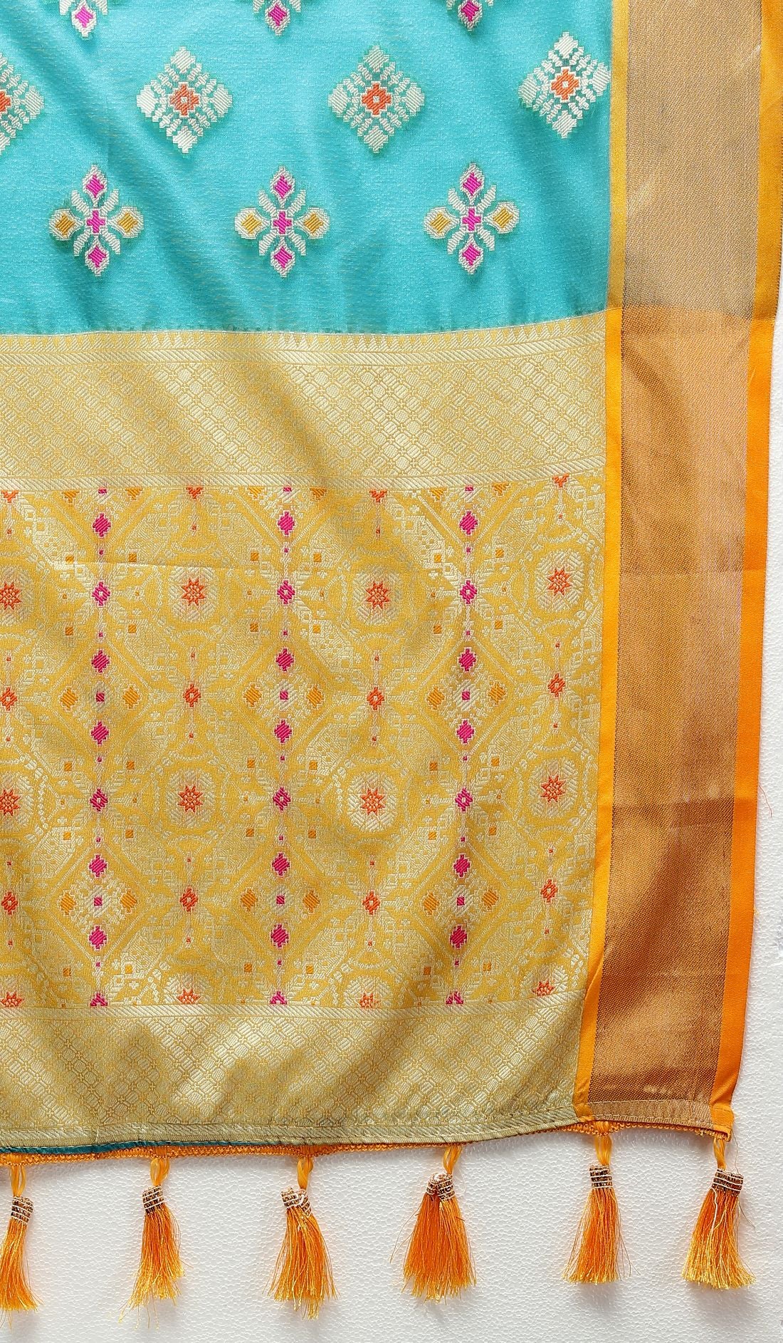 Light Blue & Yellow Color Women’s Zari Woven Designer Soft Organza Silk Saree and Rich Pallu Weawing Unstitched Blouse With Blouse Piece.
