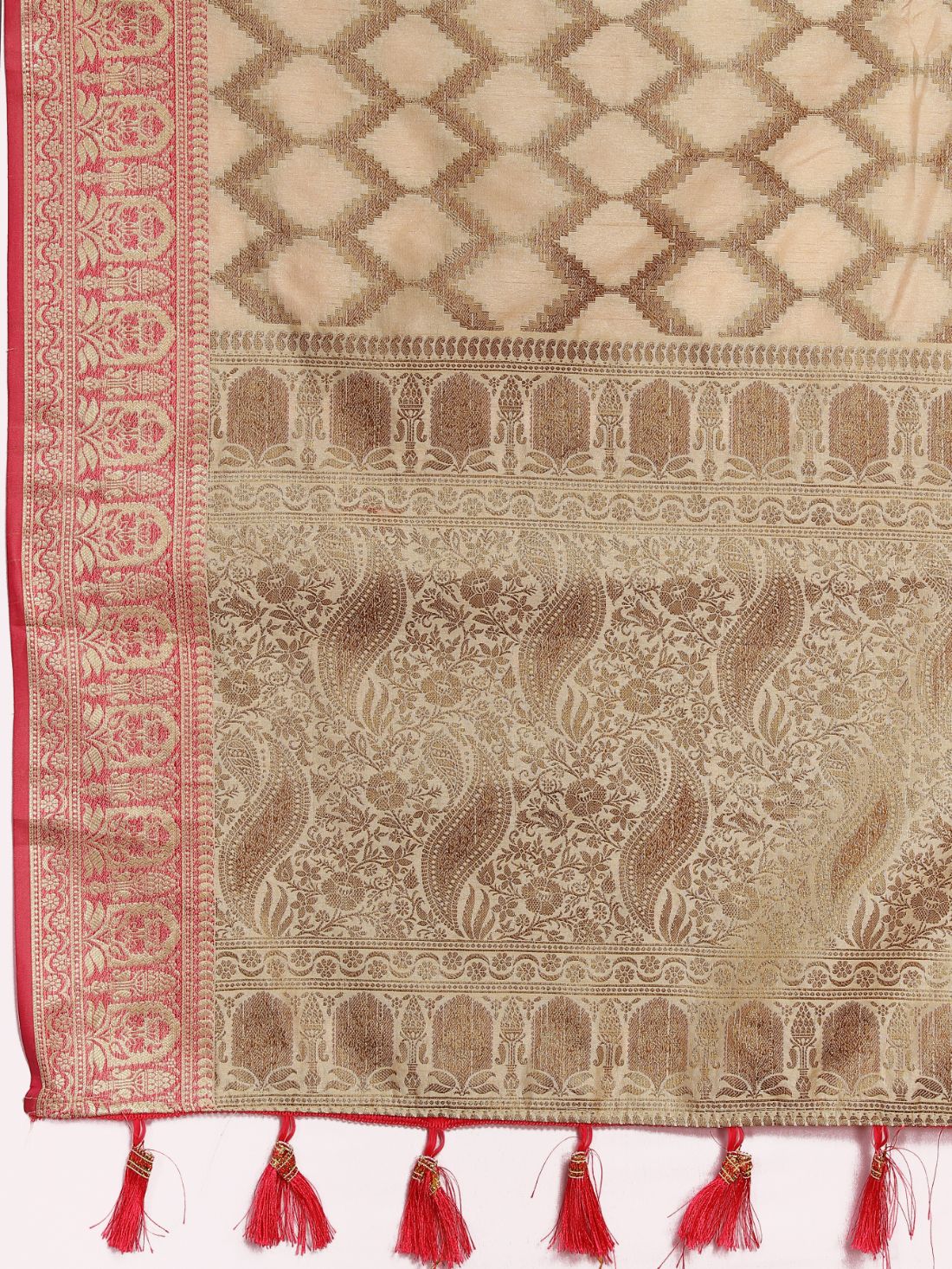 Cream Color Soft katan silk saree with copper zari weawing design and Rich Zari weawing Pallu with Unstiched Blouse piece.