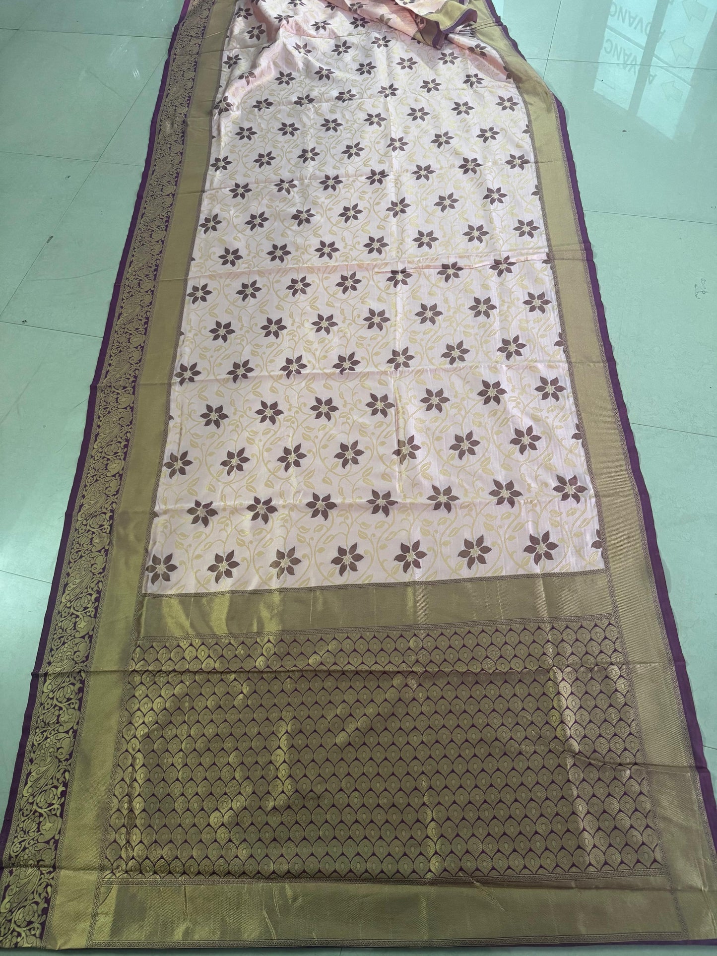 KeKoVi Soft Pink Floral Printed Saree with Rich Golden Zari Border & Designer Blouse Piece