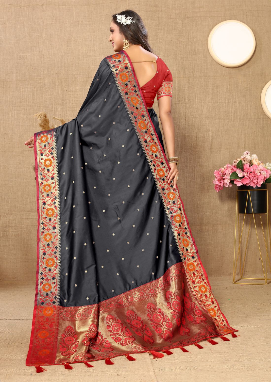 Black Color Golden Zari Woven Soft Paithani Silk Sarees With Rich Weaving Pallu with tassels.