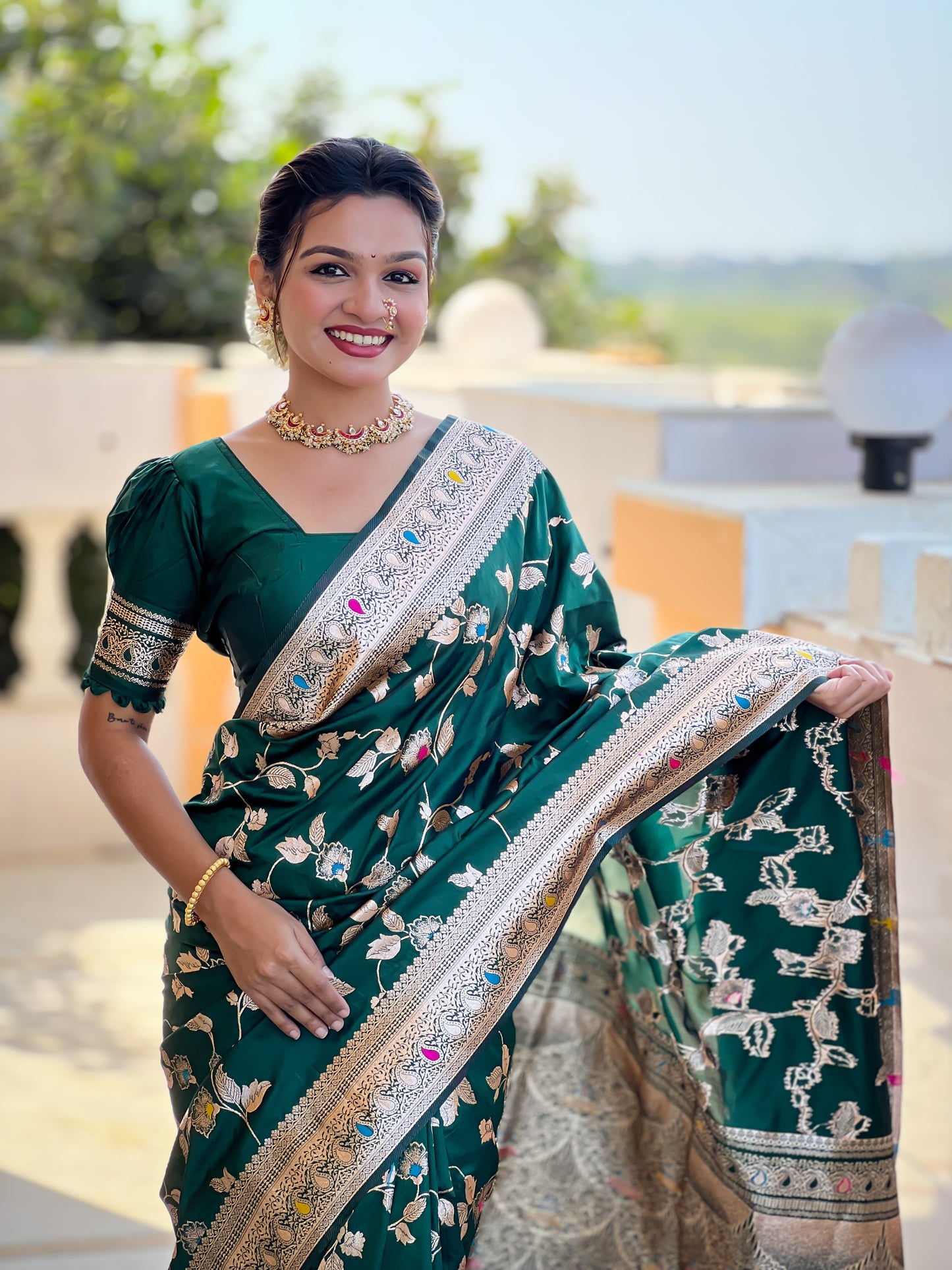 Woven Bollywood Jacquard Saree