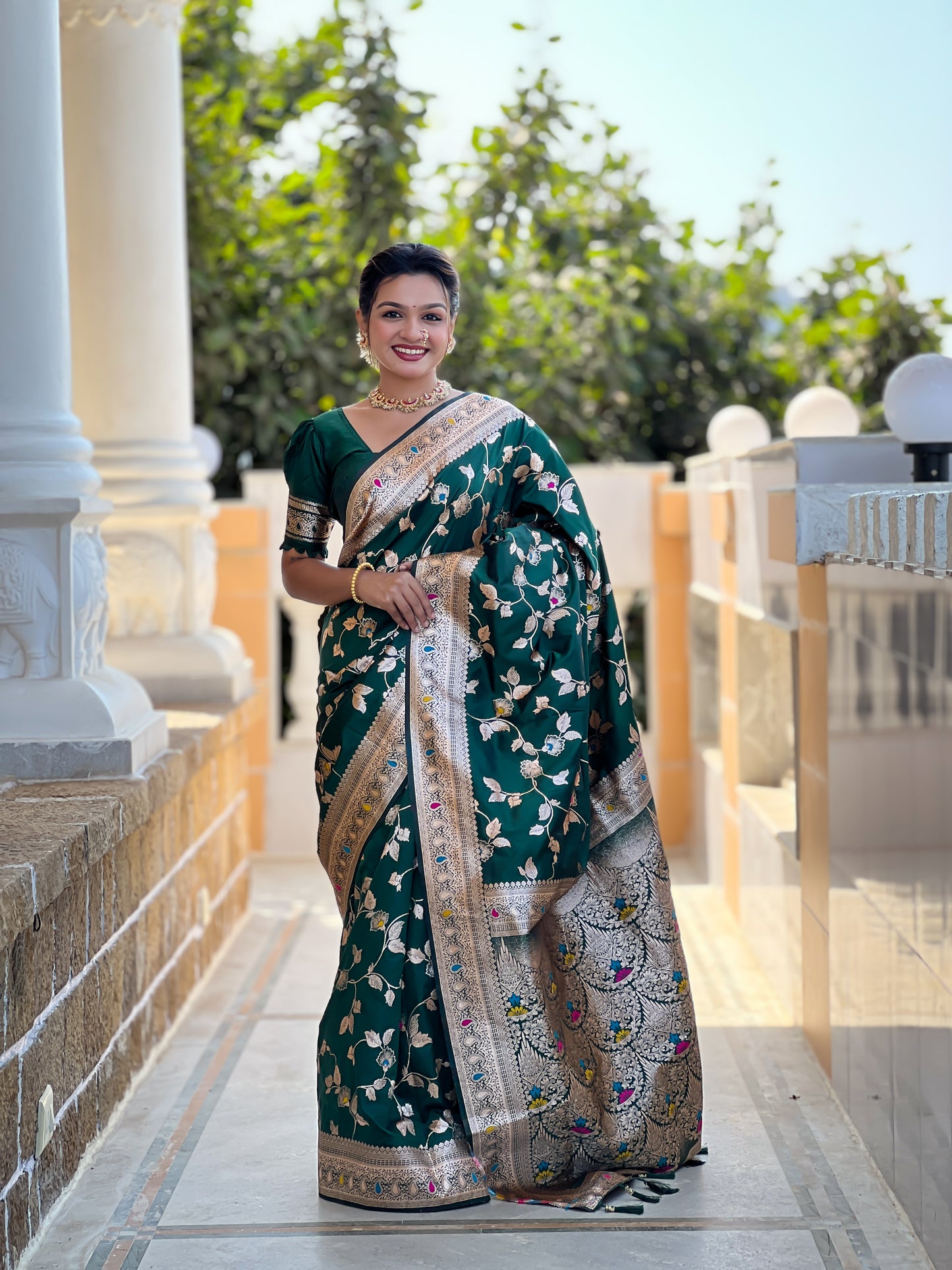 Woven Bollywood Jacquard Saree