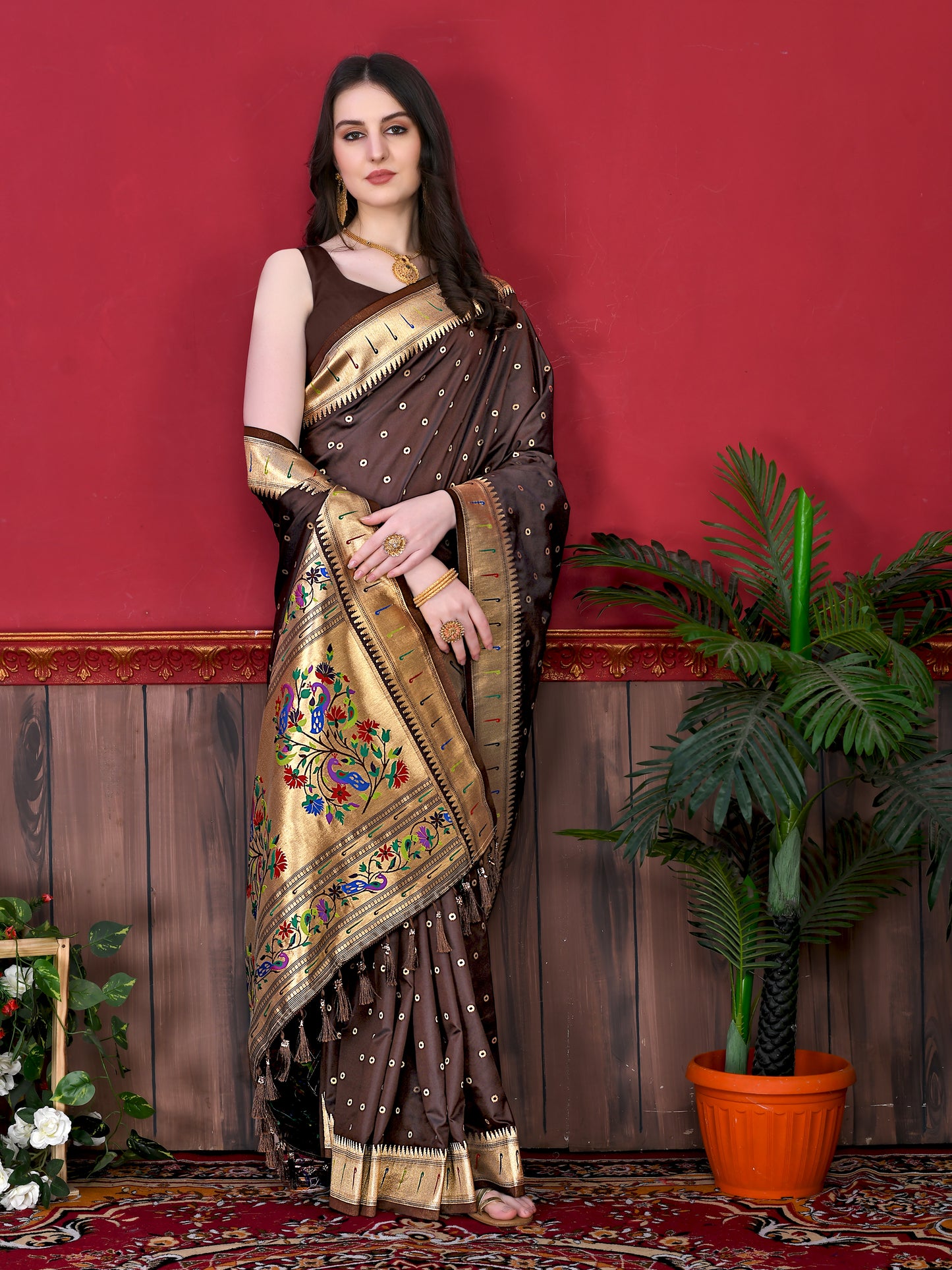 Soft Paithani Silk Saree with Gold Zari Weaving Motifs