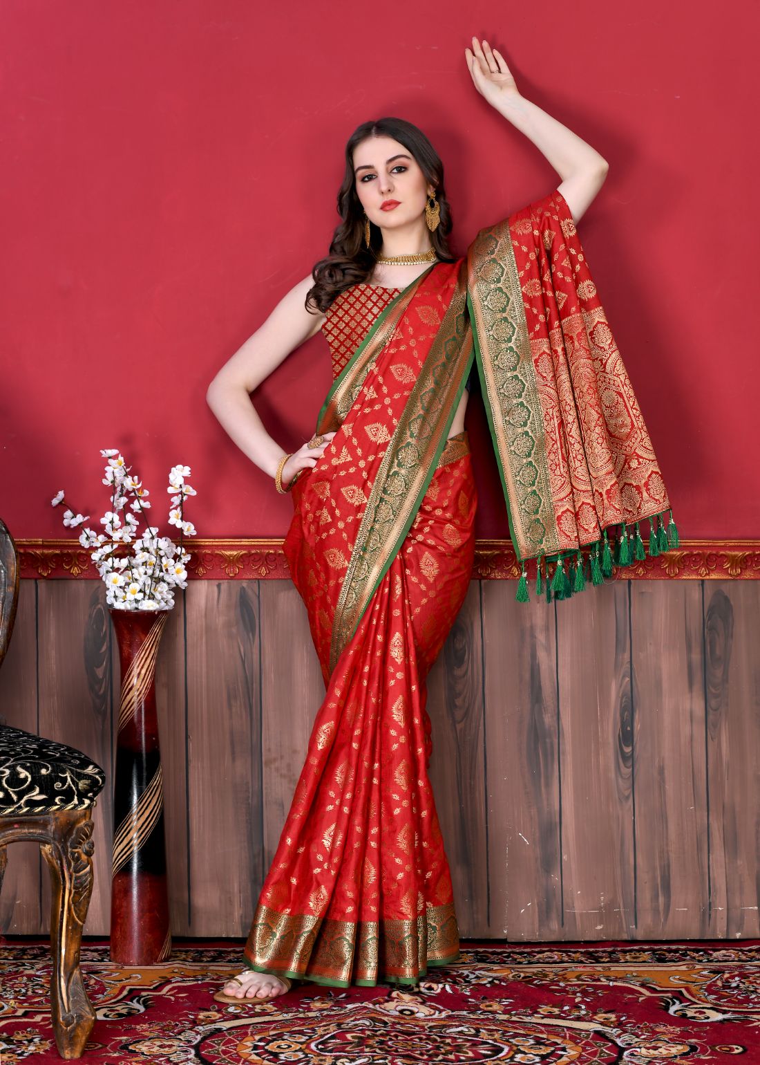 Red Color Exclusive Soft Silk Zari Woven Work With Rich Pallu and Contrast Border With Tessels Women's Saree with Unstiched Blouse Pieces.