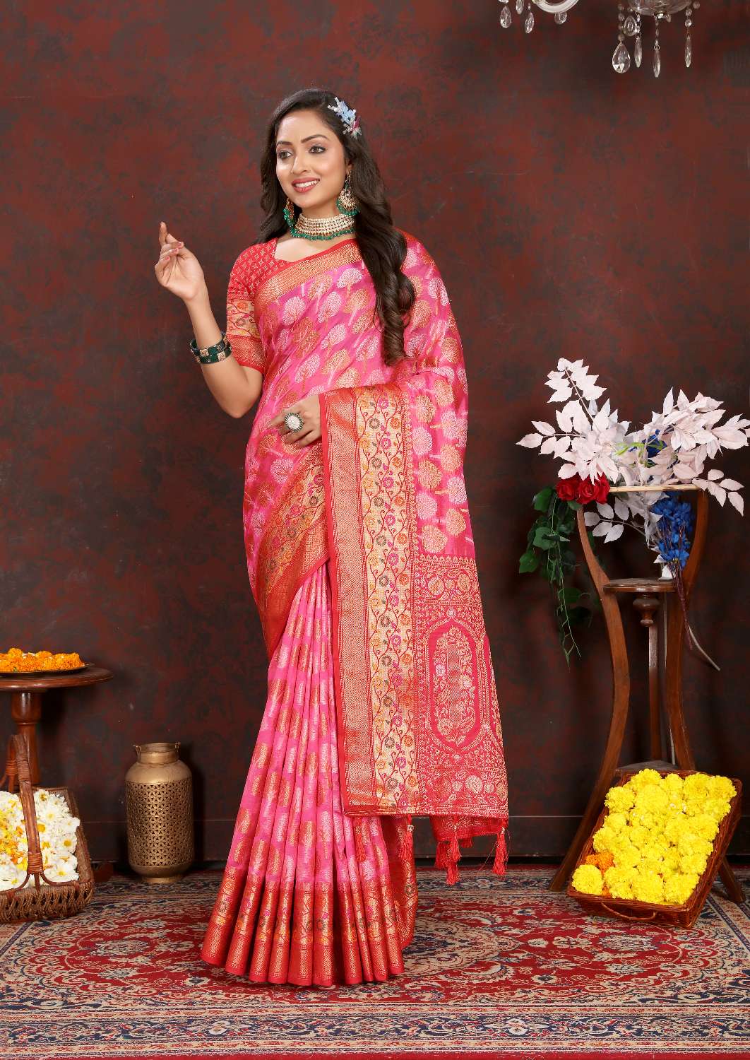 Pink & Red Color Women’s Zari Woven Designer Soft Organza Silk Saree and Rich Pallu Weawing Unstitched Blouse With Blouse Piece.