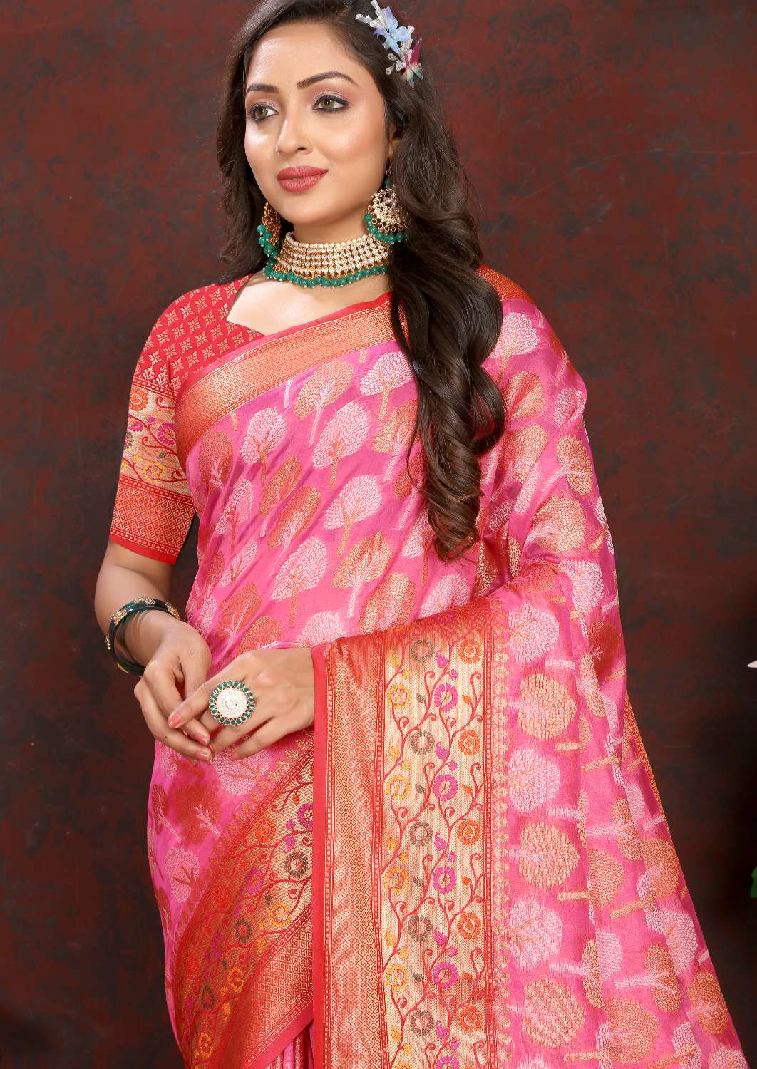 Pink & Red Color Women’s Zari Woven Designer Soft Organza Silk Saree and Rich Pallu Weawing Unstitched Blouse With Blouse Piece.