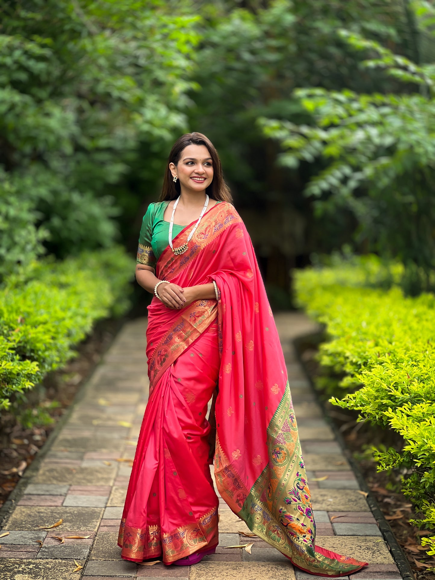 Soft Pethani Silk Saree With Minakari Weaving Design And Minakari Weaving Rich Pallu With Turning Peacock Border