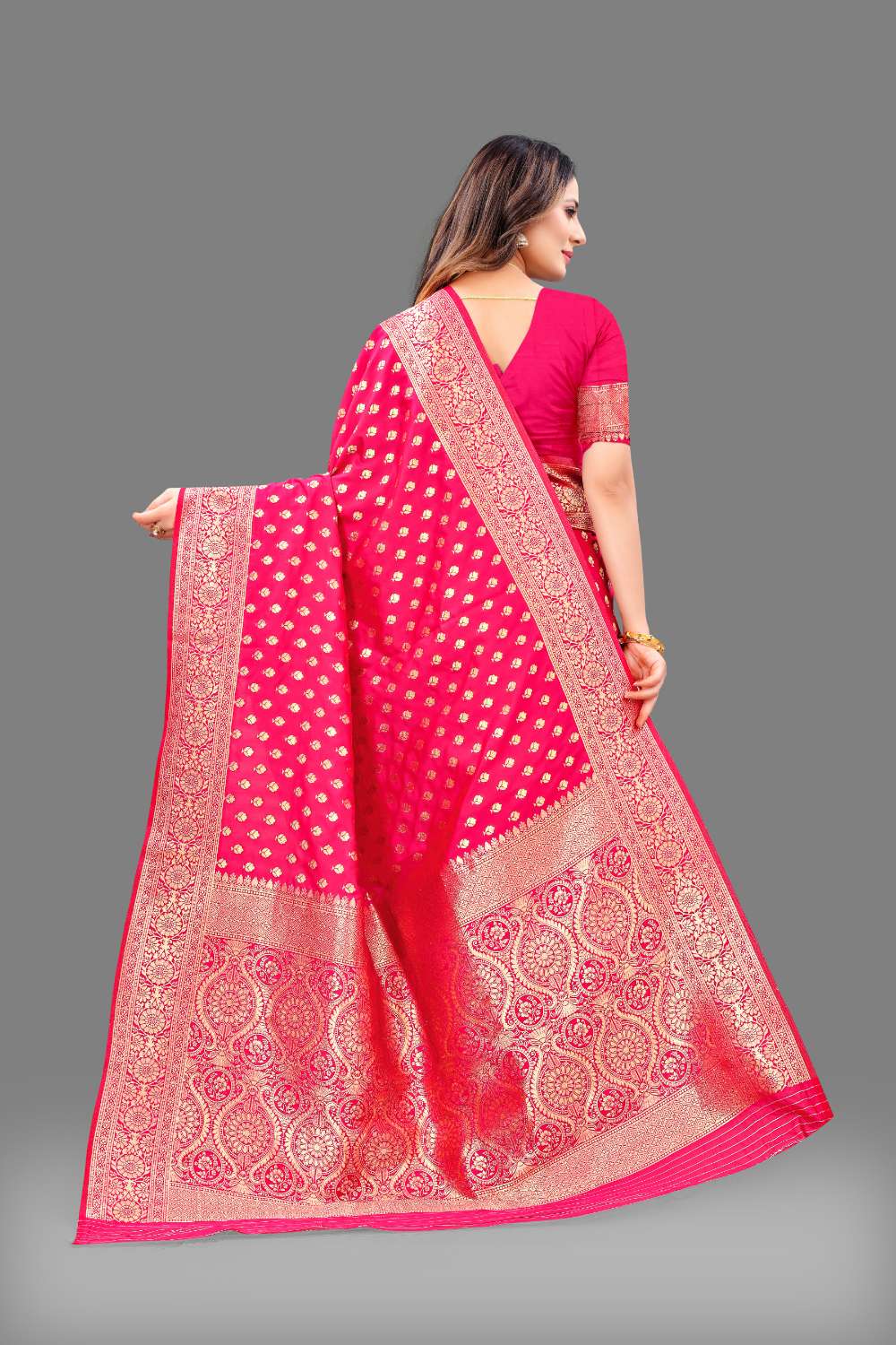 Women's Soft Lichi Silk Saree with Golden Zari Woven and Beautiful Rich Pallu Design & Jacquard Work Saree With Unstiched Blouse Piece.