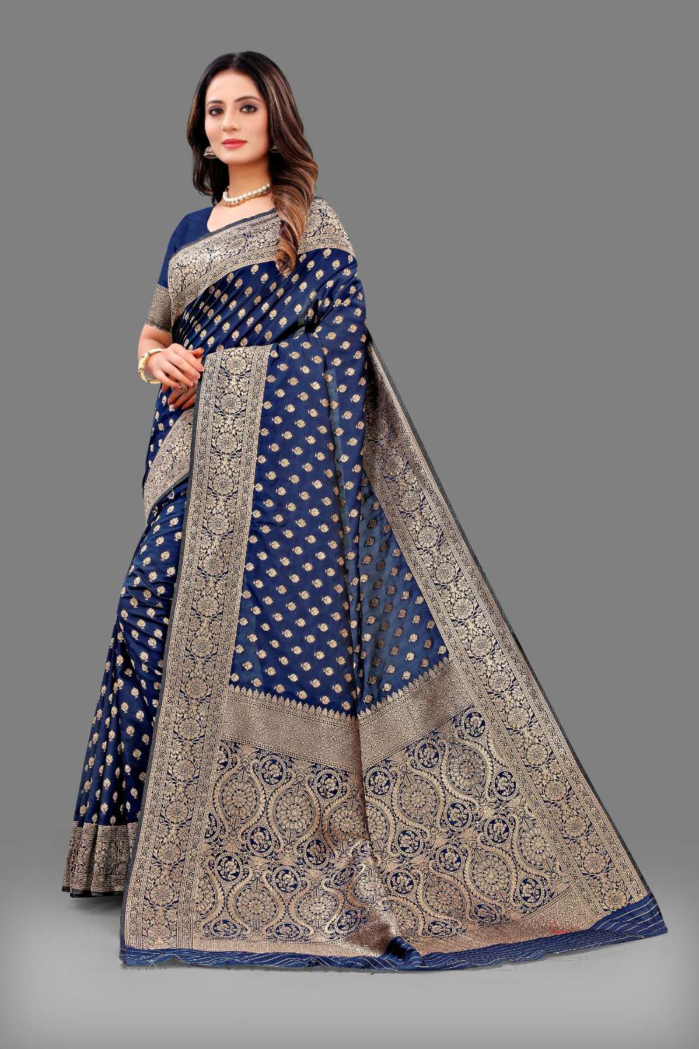 Women's Soft Lichi Silk Saree with Golden Zari Woven and Beautiful Rich Pallu Design & Jacquard Work Saree With Unstiched Blouse Piece.
