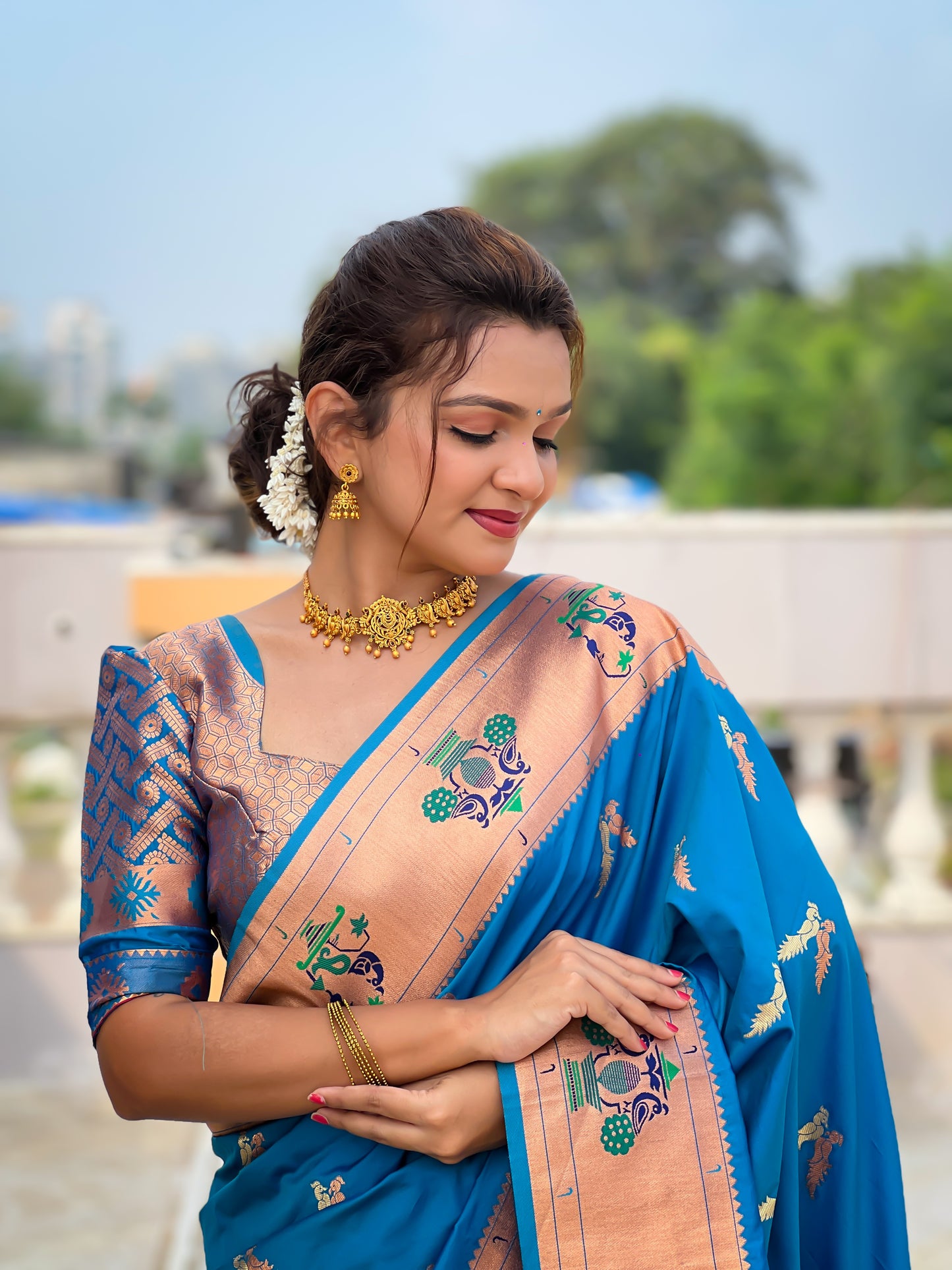 Incredible Rama Color Weaving Work Brilliant Paithani Silk Saree