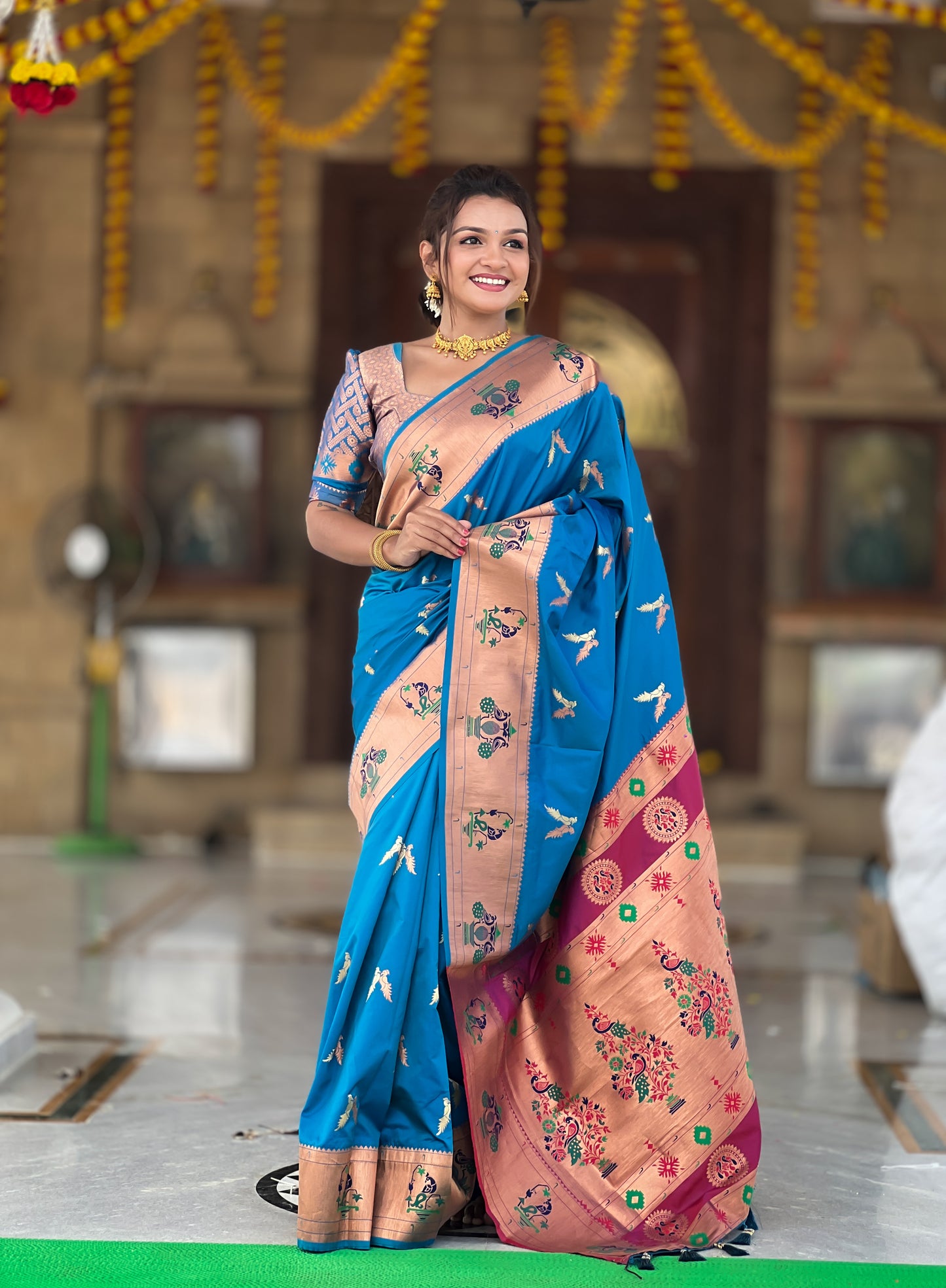 Incredible Rama Color Weaving Work Brilliant Paithani Silk Saree