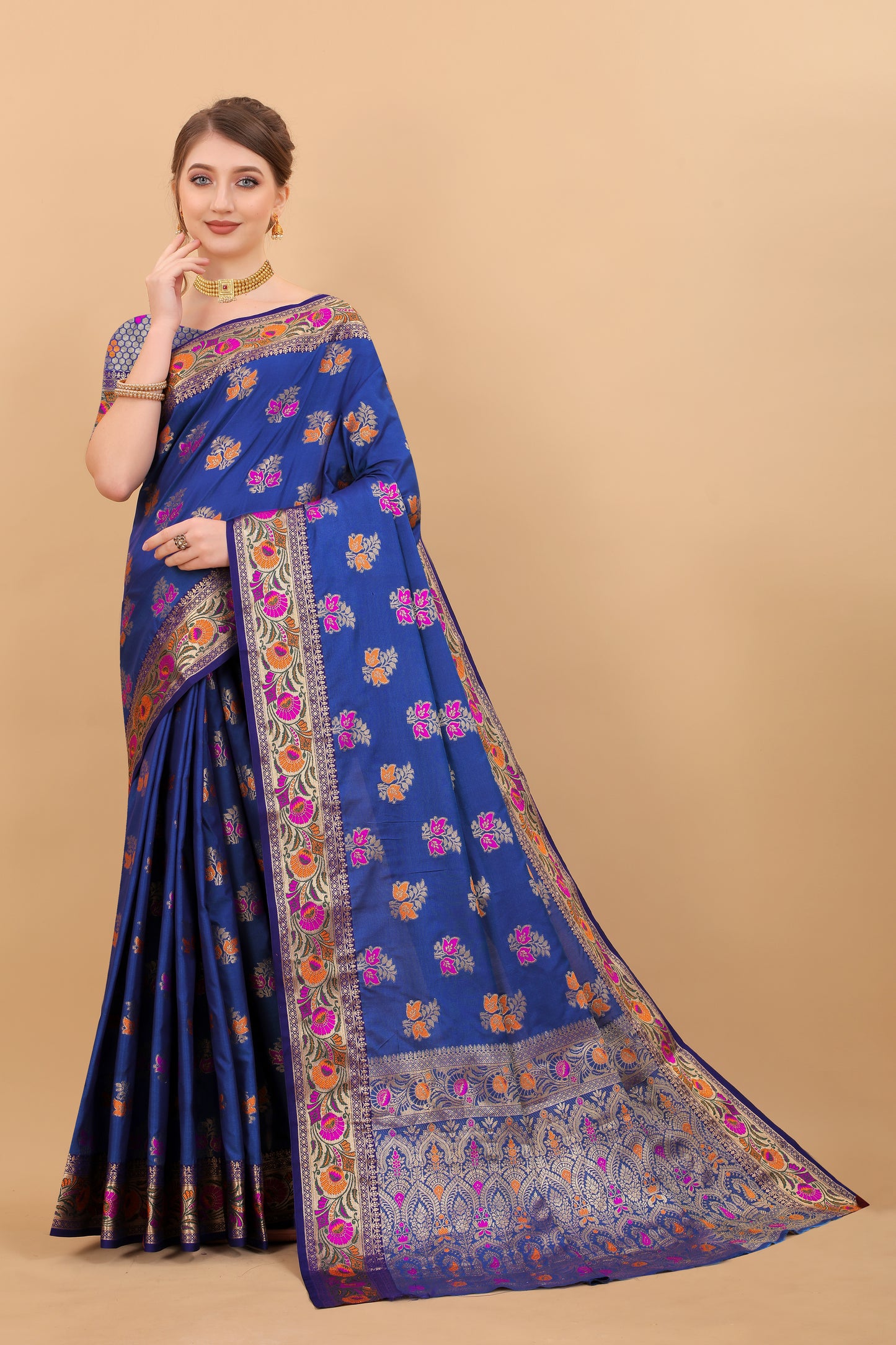 Soft Silk saree with Meenakari weawing design and Rich Zari weawing Pallu with zari weawing border