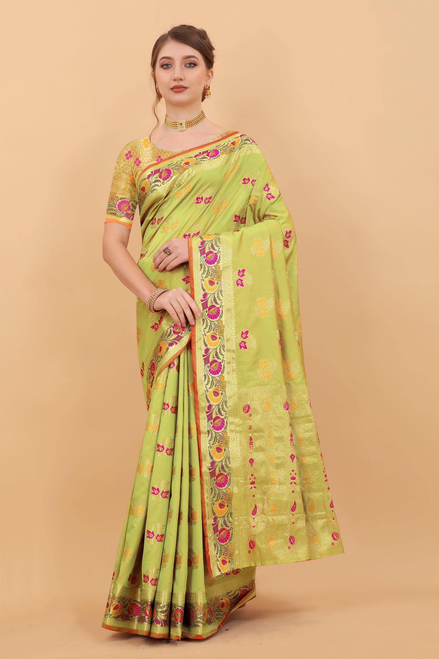 Soft Silk saree with Meenakari weawing design and Rich Zari weawing Pallu with zari weawing border