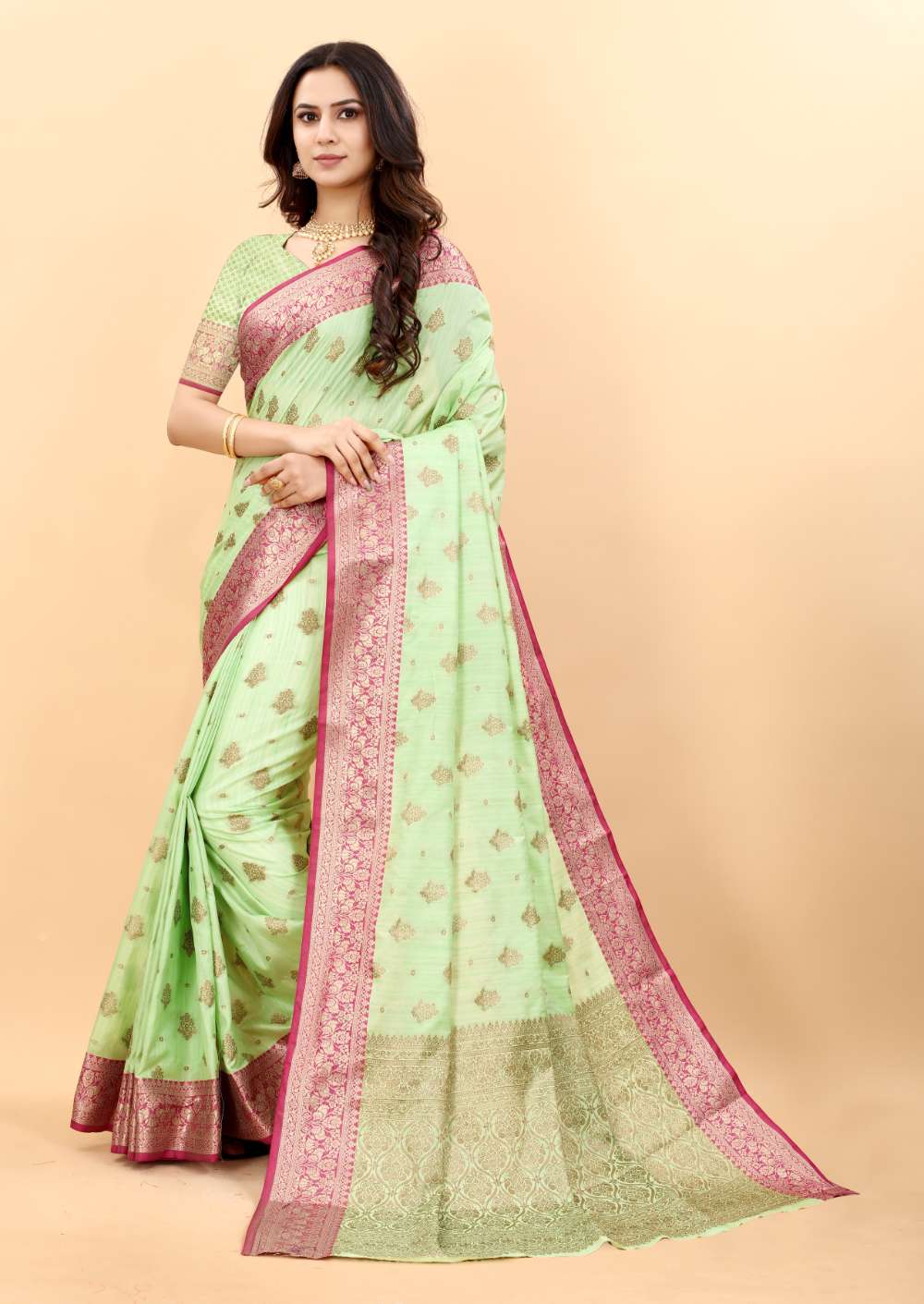 Pista Color Soft Magic Slub Soft Silk Saree With Rich golden Zari Woven Pallu & Zari weaving Border Saree With Unstitch Blouse Pieces.