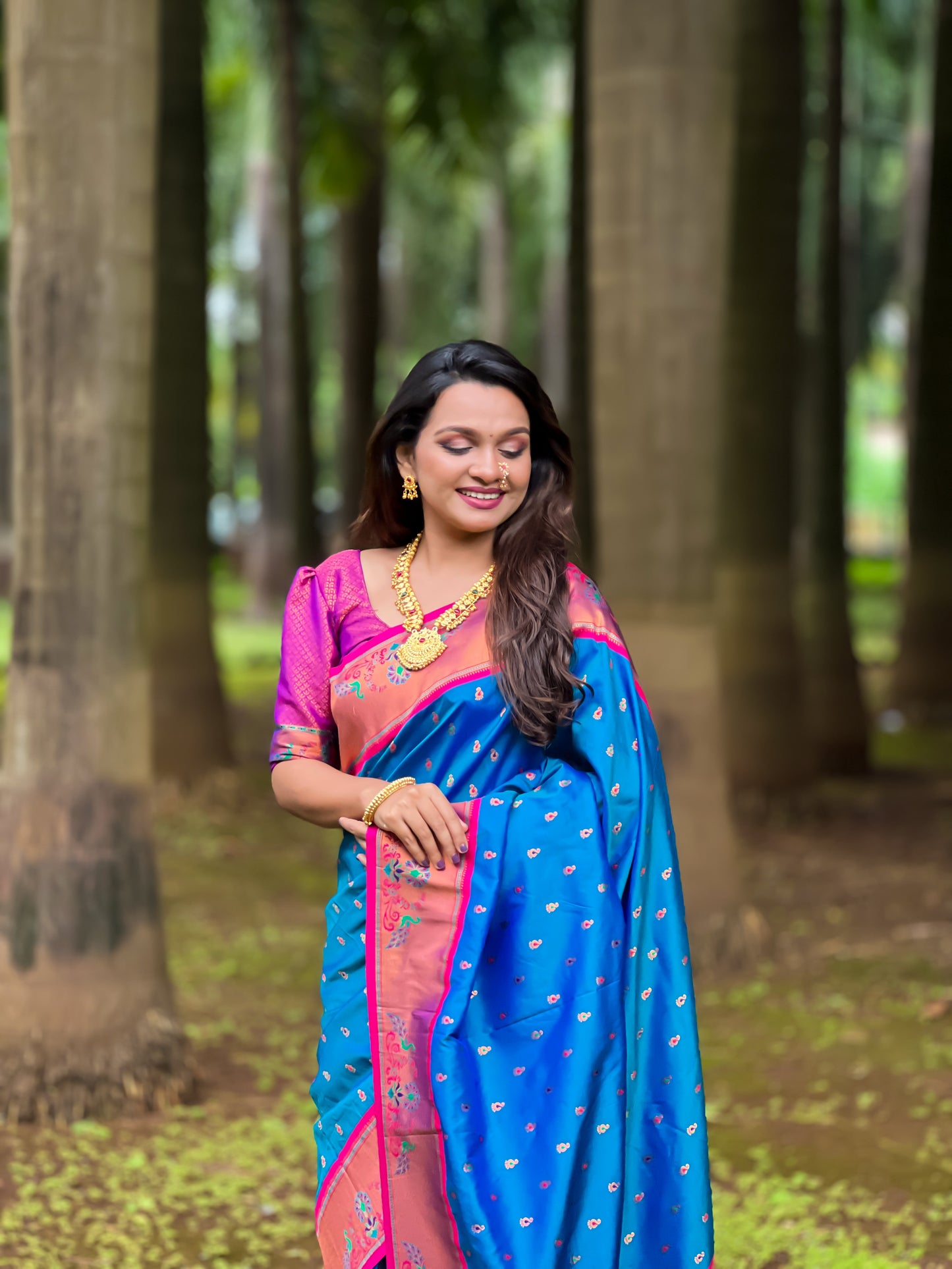 Soft Pethani Silk Saree With Zari Weaving & Minakari Motifs Design