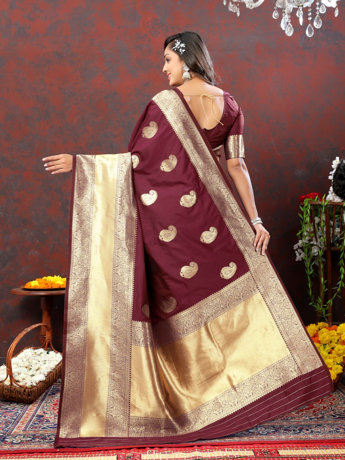 Maroon Color Exclusive Soft Silk Zari Woven Work With Rich Pallu and Contrast Border With Tessels Women's Saree with Unstiched Blouse Pieces.