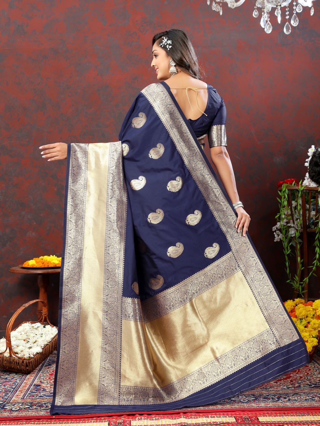 Nevy Blue Color Exclusive Soft Silk Zari Woven Work With Rich Pallu and Contrast Border With Tessels Women's Saree with Unstiched Blouse Pieces.