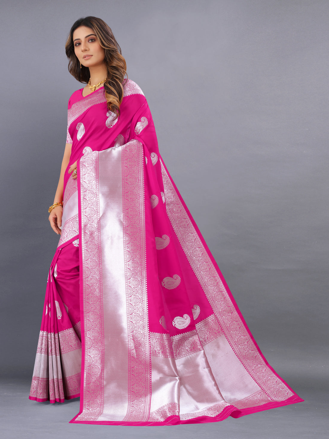 Pink Color Women's Soft Kanjeevaram Silk Saree with Silver Zari Woven and Beautiful Rich Pallu Design & Jacquard Work Saree With Unstiched Blouse Piece.
