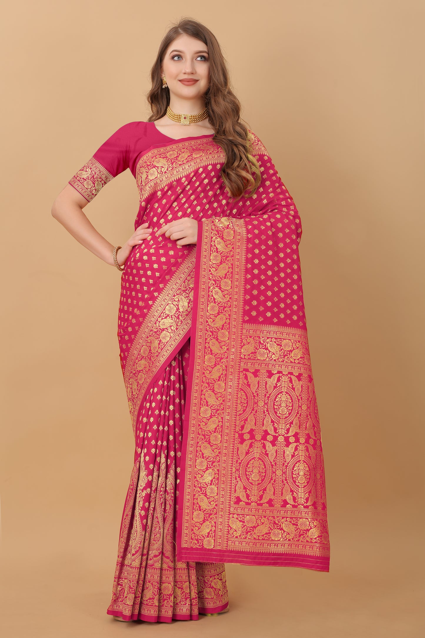 Kanjivaram Silk Saree With Rich golden Zari Wooven Pallu & Zari weawing Border With Beautiful Zari motifs weawing all over the Saree