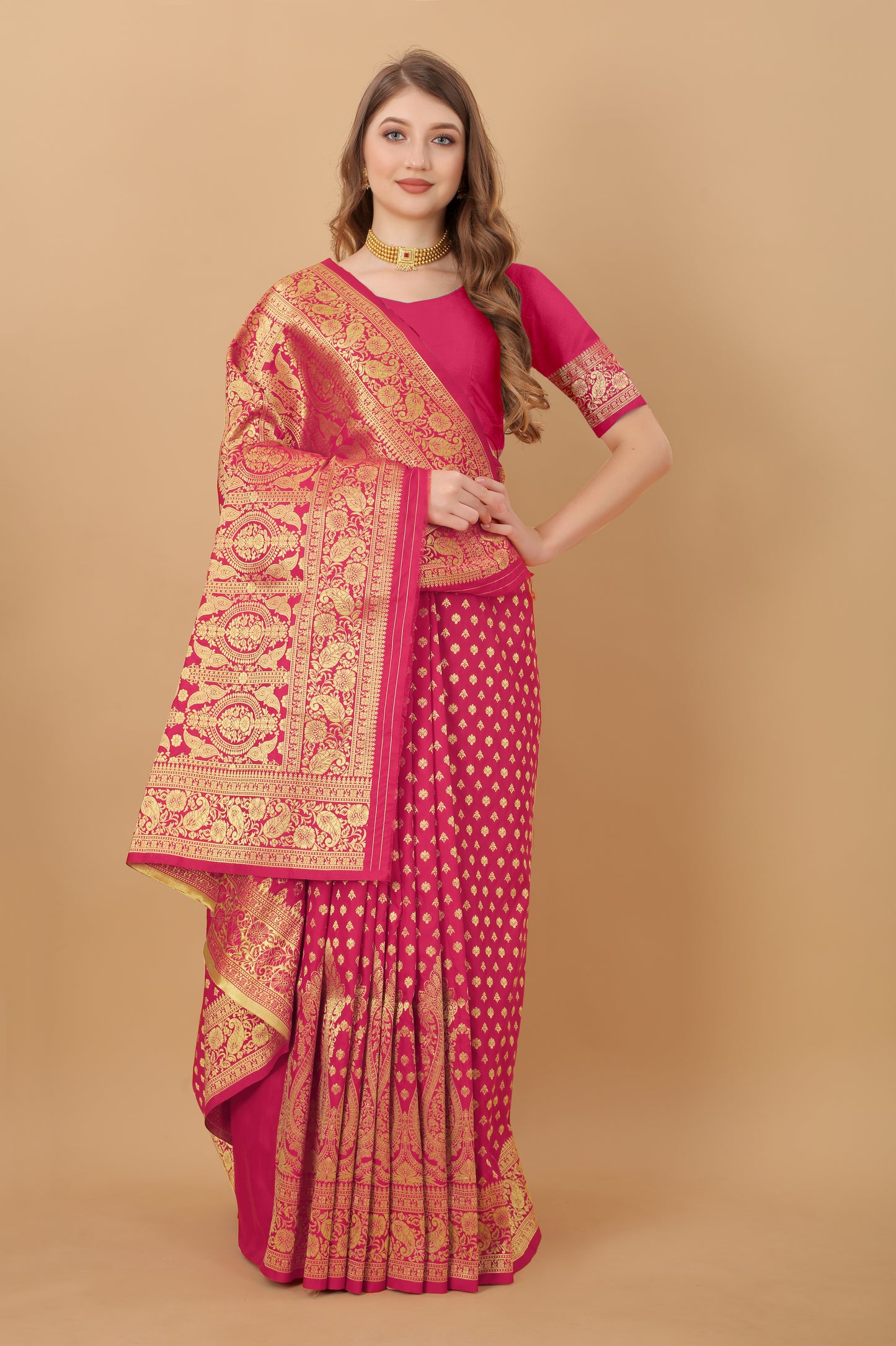 Kanjivaram Silk Saree With Rich golden Zari Wooven Pallu & Zari weawing Border With Beautiful Zari motifs weawing all over the Saree