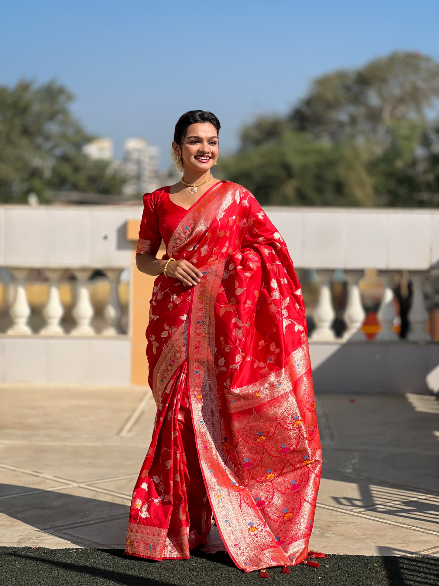 Soft Banarasi Silk Saree With Zari Weaving Minakari Touchup Design